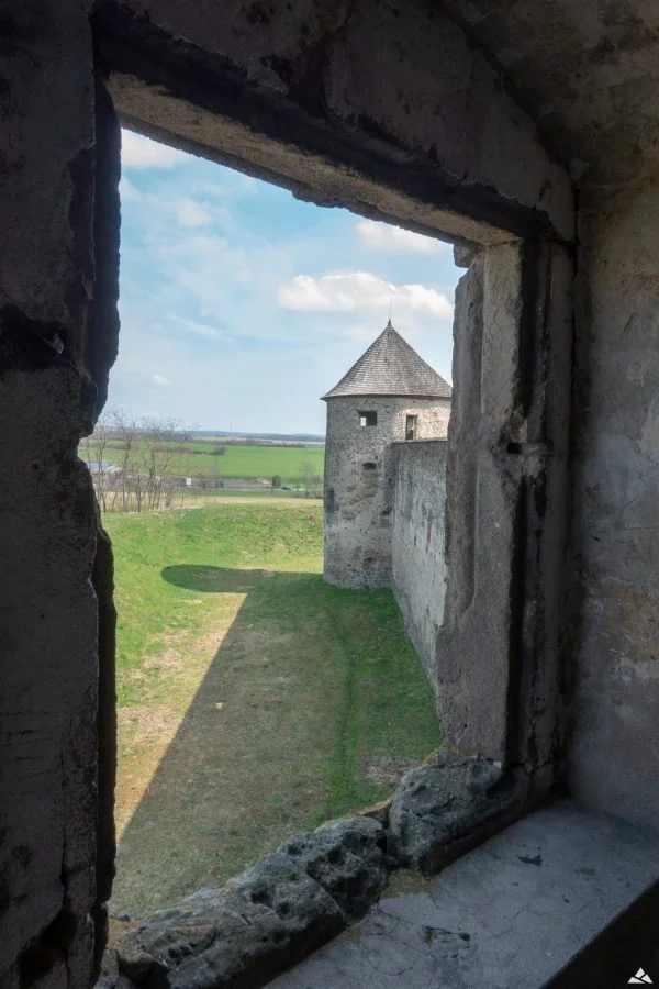 Widok na północno-wschodnią basztę