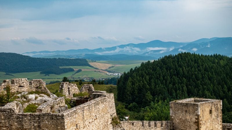 Widok z wieży na Dreveník