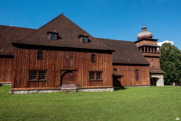 Widok na południowy transept i nawę